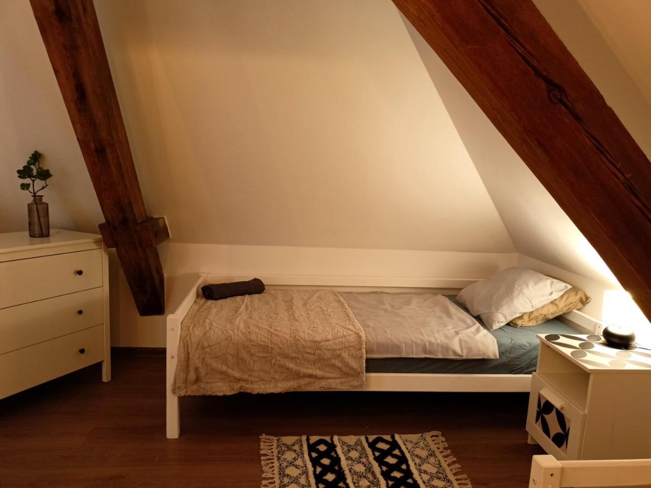 Lemuria Pokoje Hostel Chojnowska A Легница Экстерьер фото