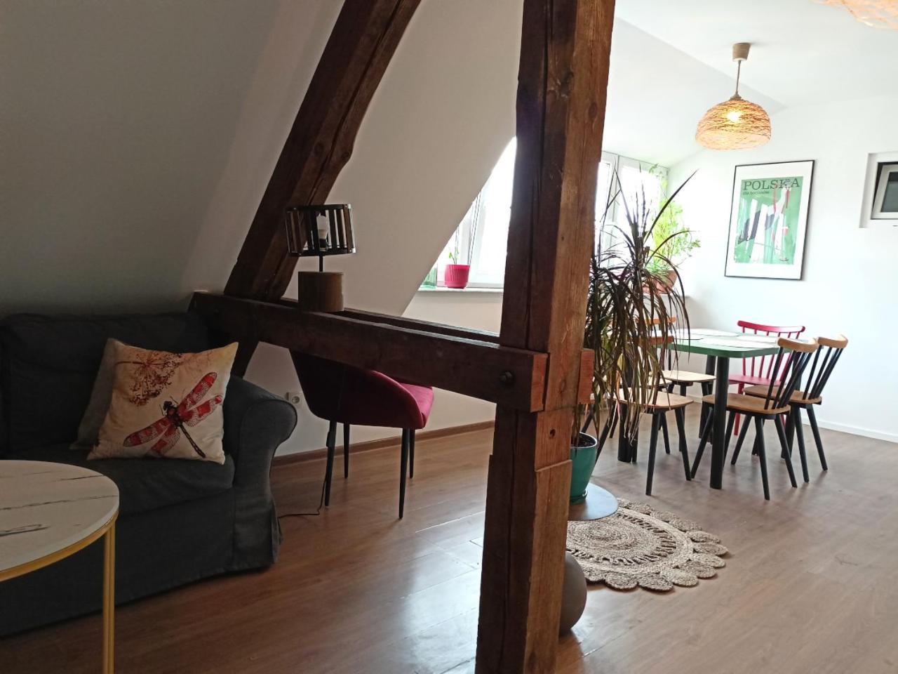 Lemuria Pokoje Hostel Chojnowska A Легница Экстерьер фото